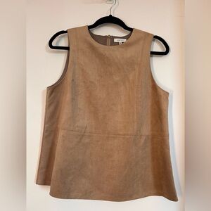 Aritzia Babaton Vegan Suede
Rolando Sleeveless - M